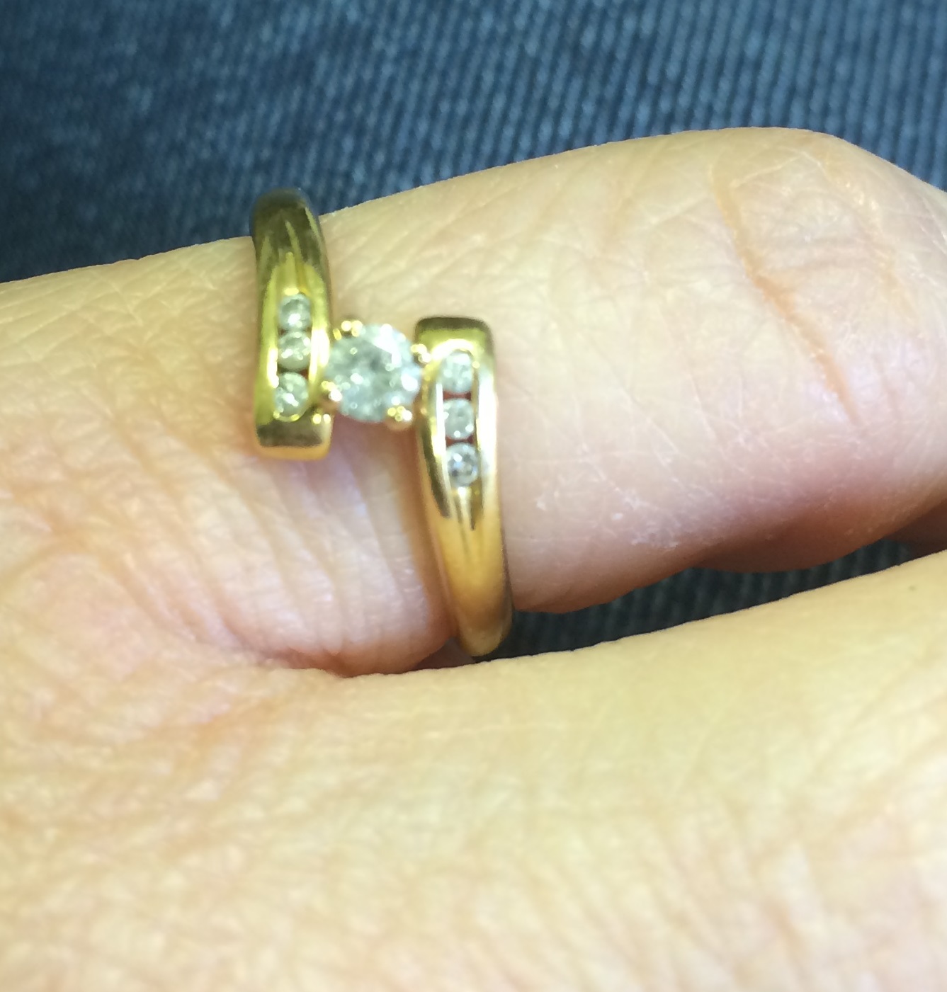 Bague Dolly-Bijoux T56 Croisée Pavée Diamants & Rubis Cz - Plaqué Or 18K 5 Microns, Taille 56