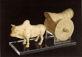 CHINE Dynastie TANG Chariot couvert attelé d'un boeuf 2