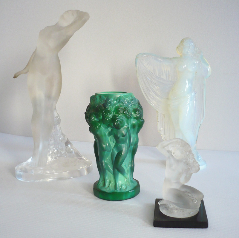 Ensemble de 3 statuettes art déco + petit vase XXth, XXIst centuries