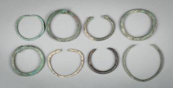 Époque ROMAINE - Ensemble composé de huit bracelets en bronze 2