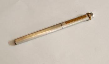 CARTIER - Stylo bille en acier amati 2