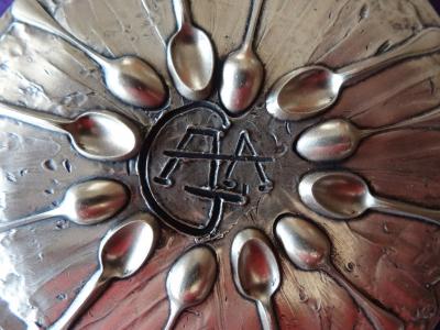 Salvador DALI (d’après) - Diner de Gala, 1969, Sculpture en bronze signée 2
