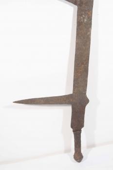 Ancienne arme de jet / monnaie / sceptre africain en fer du Cameroun / Nigeria 2