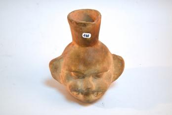 MOCHICA, 100 av - 700 ap JC - Vase céphalomorphe, Tête de jaguar 2