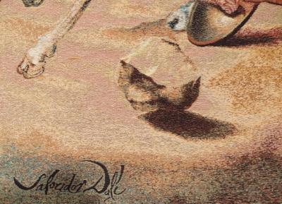 Salvador DALI (d’après) - Bataille autour d’un pissenlit - Tapisserie signée 2