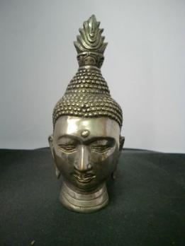 Trois têtes de Bouddha - Indonésie - fin du Xxe siècle 2