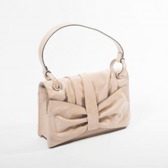 VALENTINO - Sac 28cm en cuir vernis beige 2