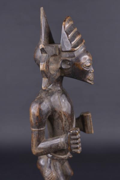 ART PRIMITIF AFRICAIN - STATUE TCHOKWE DU CONGO RDC / ZAIRE 2