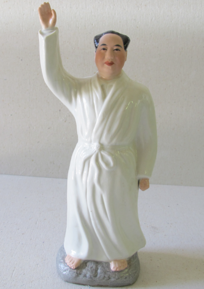 Statuette céramique de MAO, révolution culturelle chinoise, c. 1966-70s 2