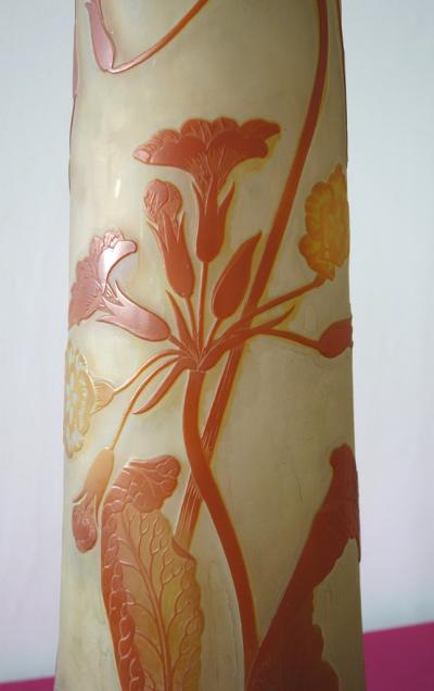 Émile GALLE - Vase en pate de verre à décor d’Ombelles en fleur, signé, 63cm - Nancy 2
