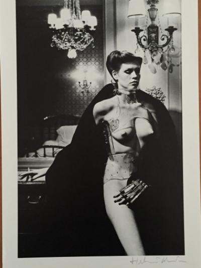 Helmut NEWTON - Jane Kirby, Avenue Kleber, Paris, 1980 - Photolithographie 2