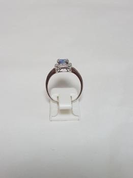 Bague coussin or blanc 18K 3g25, centre Saphir 2.33 Cts 2