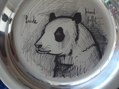 Bernard Buffet (1928-1999) : Panda, Assiette en argent gravée - signée 1974 2