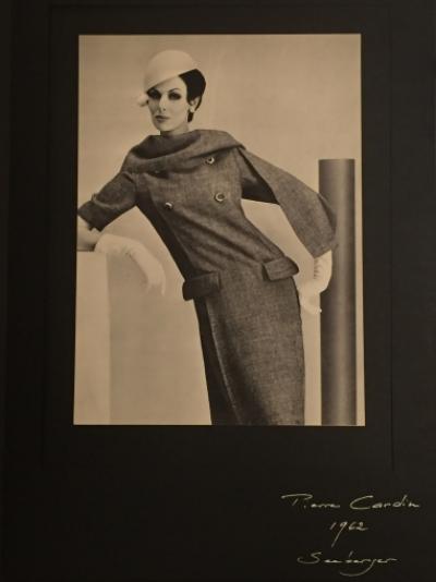 Jean et Albert SEEBERGER - Pierre Cardin, 1962 - Tirage original 2