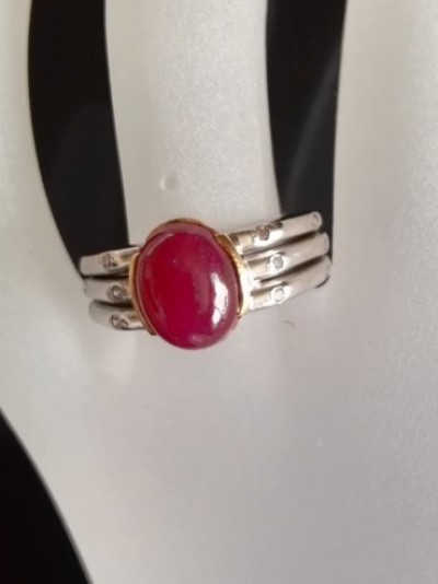 Bague en or  blanc  rubis non chauffé de 4.3 carats et  diamants - certificat 2