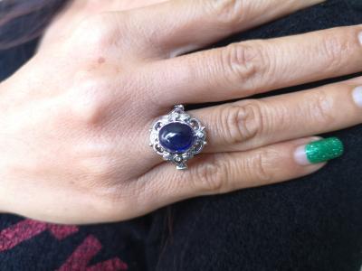 Bague en or blanc  cabochon de saphir et diamants 2
