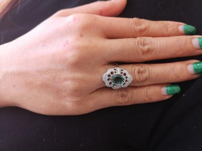 Bague en or blanc, tourmaline verte et diamants 2