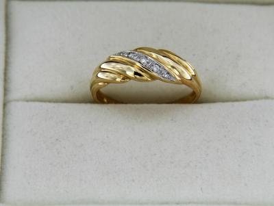 Bague OR jaune 18 Carats et Diamants 2