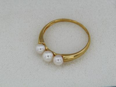 Bague en or jaune et perles de culture 2