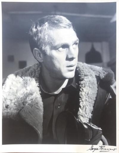 George BARRIS -  Steve McQueen. War Lover. Pensif, Tirage argentique signé 2