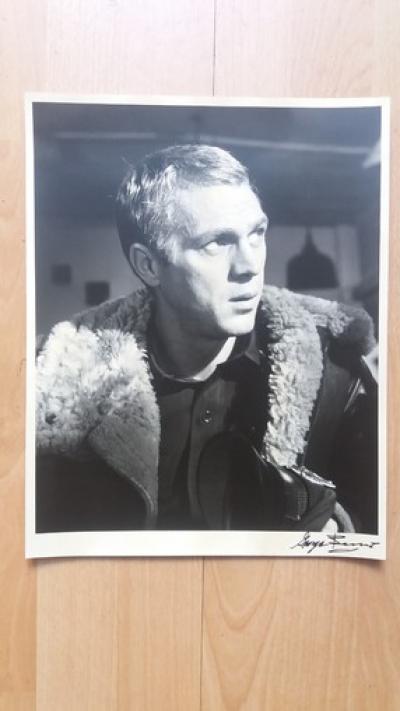 George BARRIS -  Steve McQueen. War Lover. Pensif, Tirage argentique signé 2