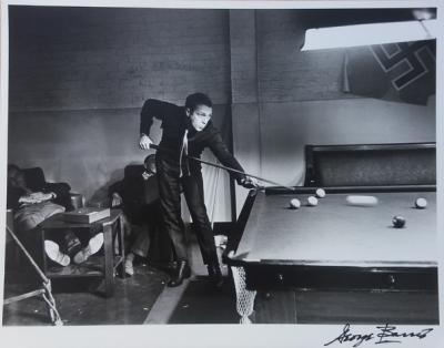 George BARRIS -  Steve McQueen. La grande évasion. Billard, Tirage argentique signé 2