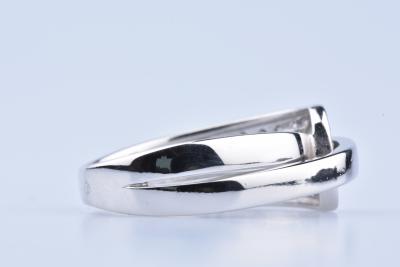 Bague GUY LAROCHE en or blanc 18 ct sertie 18 diamants 0,36 ct - Taille EU: 58 2