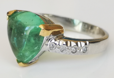 Bague en or gris  et or jaune  tourmaline verte de 3,63  cts et diamants 2