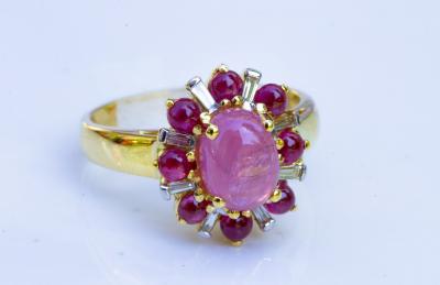 Bague en or Jaune  rubis cabochon de Birmanie et diamants 2