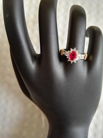 Bague or jaune rubis et diamants 2