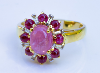 Bague en or Jaune  rubis cabochon de Birmanie et diamants 2