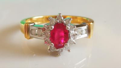 Bague or jaune rubis et diamants 2