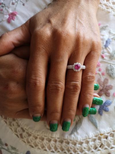 Bague en or gris, diamants et saphir rose naturel et non chauffé 2