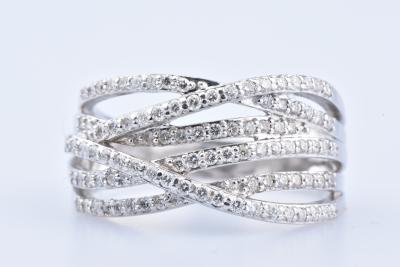 Bague en or blanc 18 ct 94 diamants env. 0,94 ct au total 2