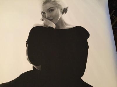 Bert STERN - Marilyn in the black dress looking at you, 2012  - Photographie signée 2