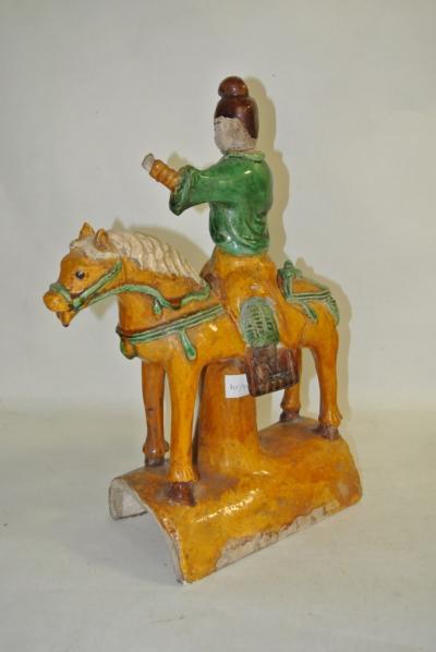 Une tuile faîtière cavalier 41,5 x 15 2
