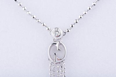 Collier GUCCI en or blanc 18 ct 1 diamant env. 0,06 ct 2