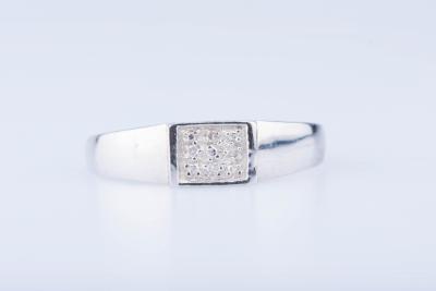 Bague en or blanc 18 ct 4 diamants env. 0,04 ct 2