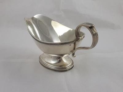 Saucière en argent massif 2