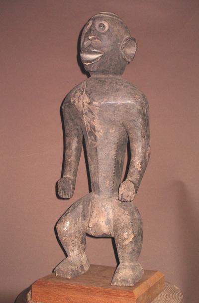 Nigéria , Montol - Statue Homme 2