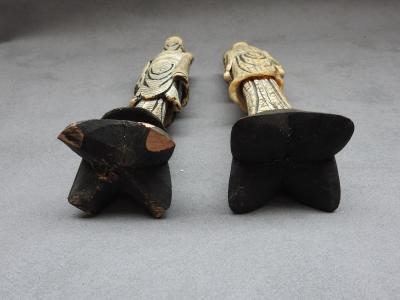 Chine, XXe, Couple chinois en os sculpté 2