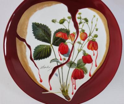 Salvador DALI  (d’après) - Coeur de fraises - Plat en Porcelaine original signé et numéroté 2