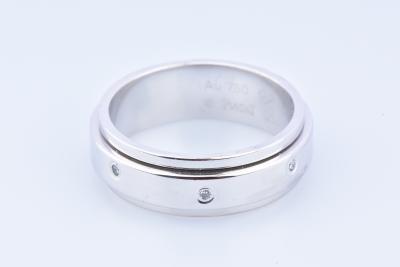 PIAGET - Bague en or blanc et sept diamants 2