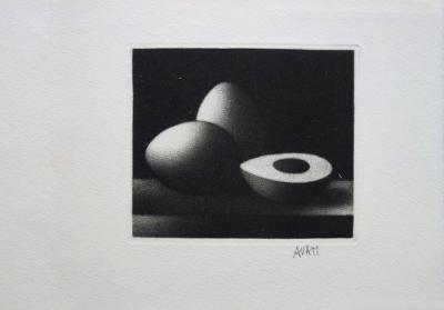 Mario AVATI - Still life with eggs, signed original black 2