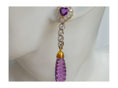 Paire de boucles d’oreilles en or améthystes  et diamants 2