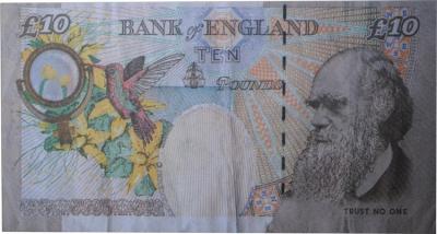 BANKSY - DIFACED TENNER, faux billet de dix livres 2