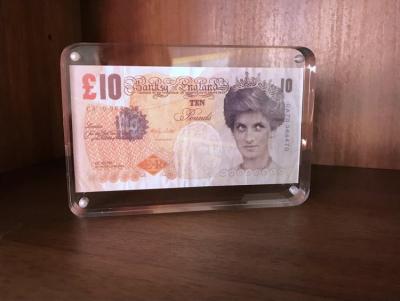 BANKSY - DIFACED TENNER, faux billet de dix livres 2