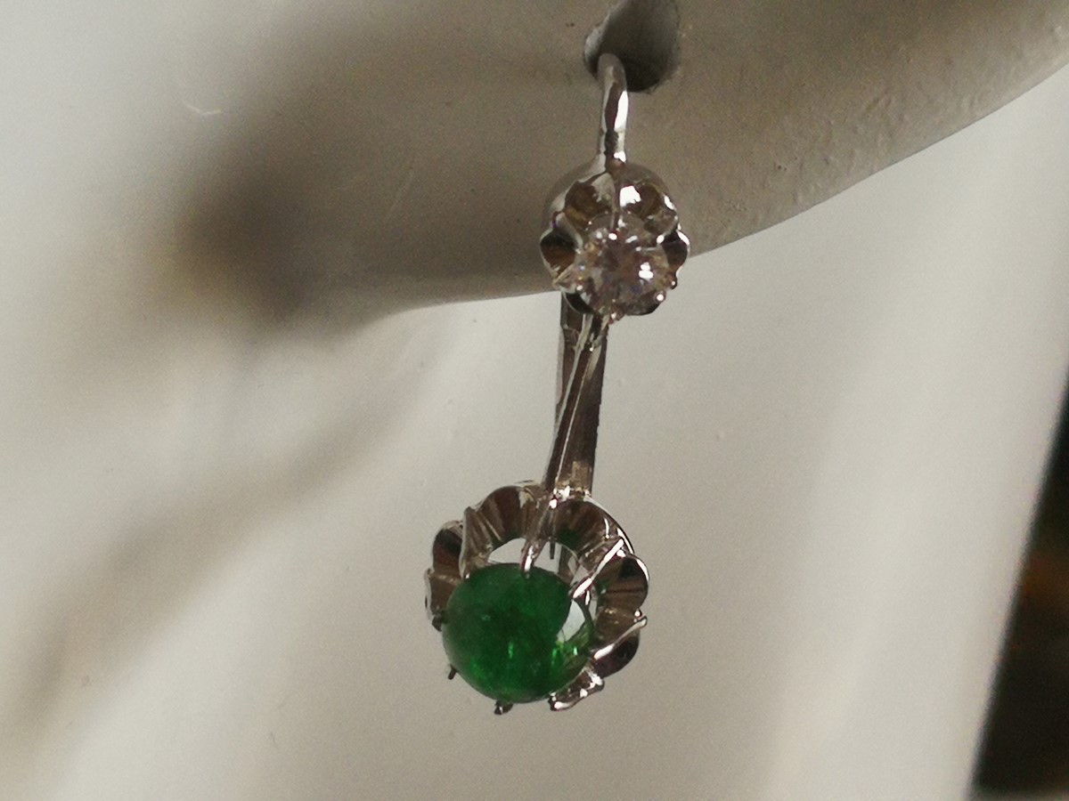Paire De Boucles D'oreilles Anciennes En Forme De Chien - Vintage - Sans Marque
