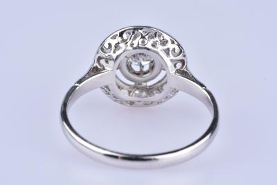 Bague en en or blanc et diamants 2