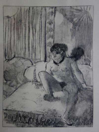 Edgar DEGAS : Fille se reposant nu - Gravure originale, 1935 2